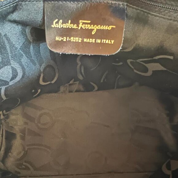 Ferragamo *LOW START* Navy Blue Grosgrain Vara Bag - Picture 6 of 12